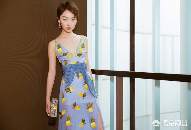 好喜好周冬雨strong/p
p好私服/strong，有没有她的私服搭配保举？
