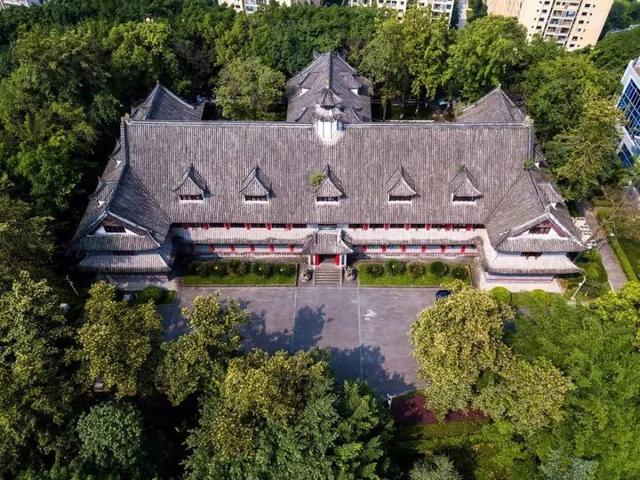 复古传奇手游皇家大学士在哪里 复古传奇手游皇家大学士在哪里